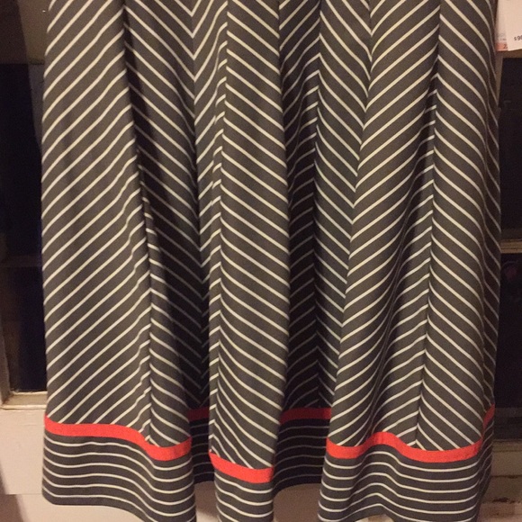 Gray coral dress size 2X - Picture 2 of 2